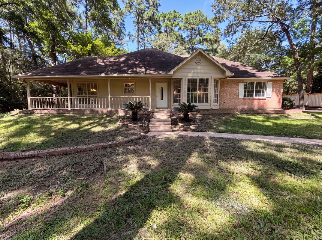 Property photo 1 of 33406 Buck Rd