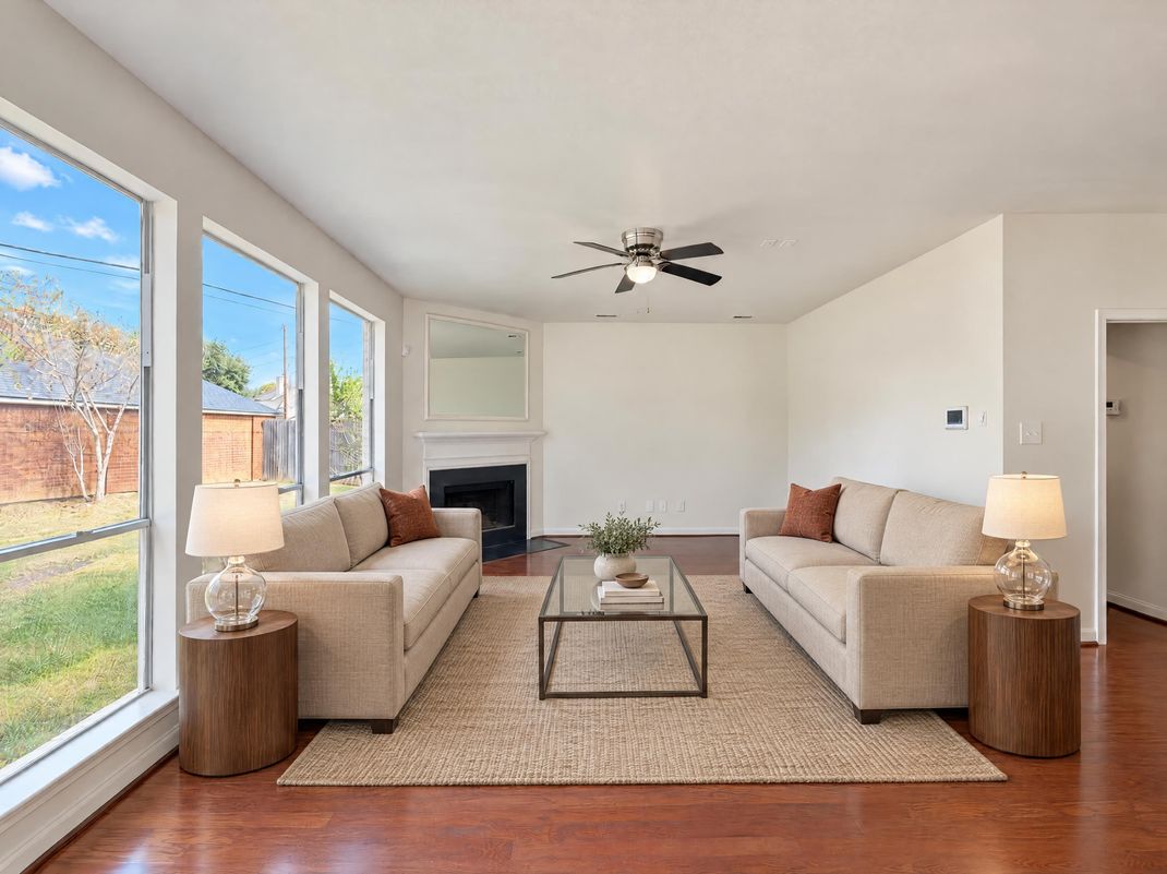 Property photo 3 of 3407 Woodbine Pl