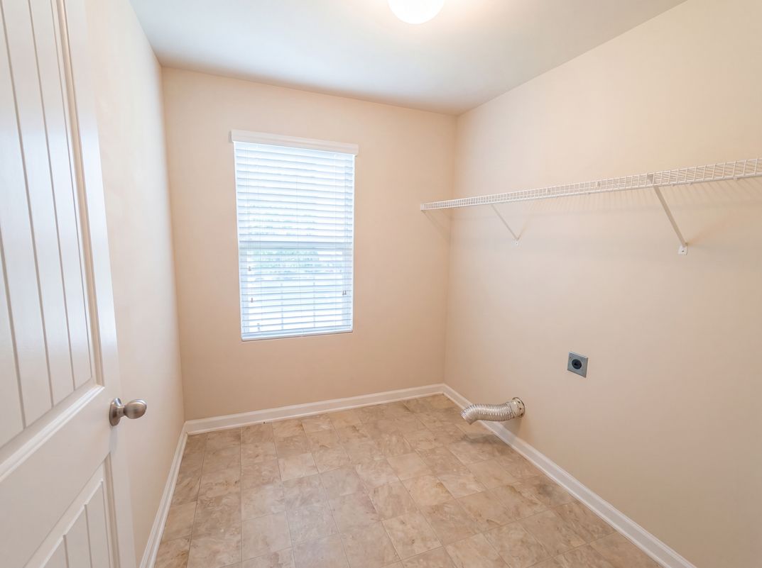 Photo 33 of 39 of 8496 Glenview St, Douglasville, GA