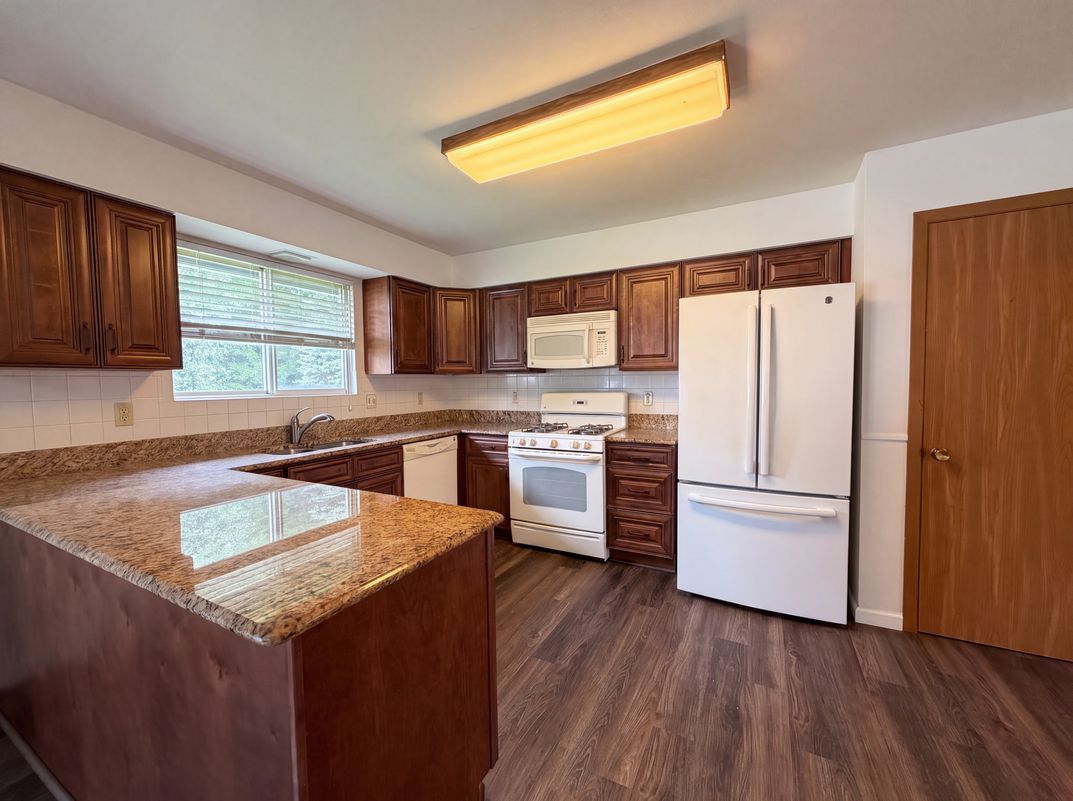 Property photo 2 of 3679 Vago Ln