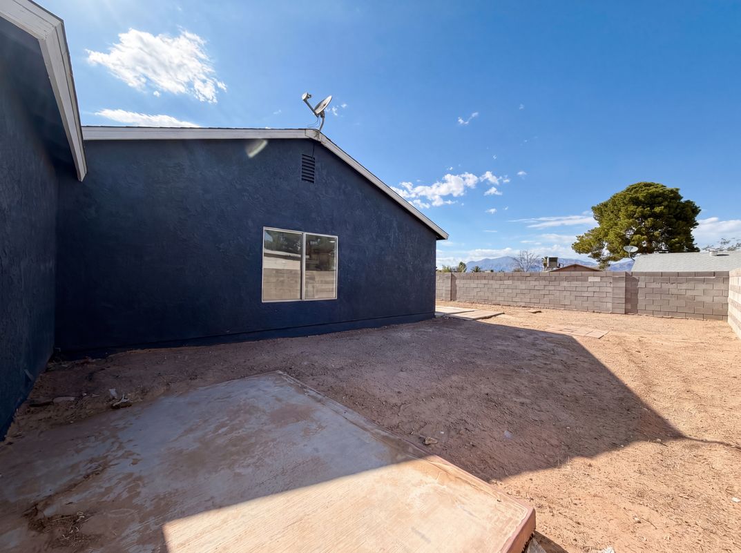 Photo 42 of 44 of 4018 Shady Oak Dr, Las Vegas, NV