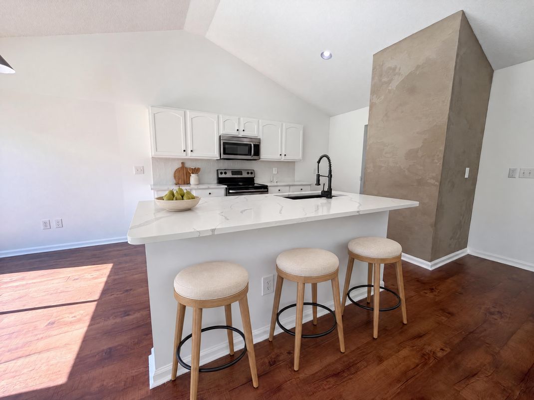 Property photo 3 of 5138 Thornton Dr