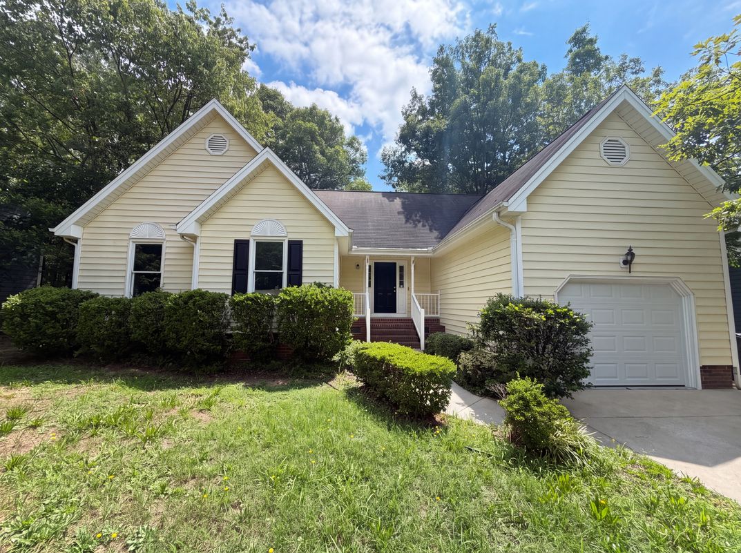 Property photo 1 of 1004 Clifford Dr