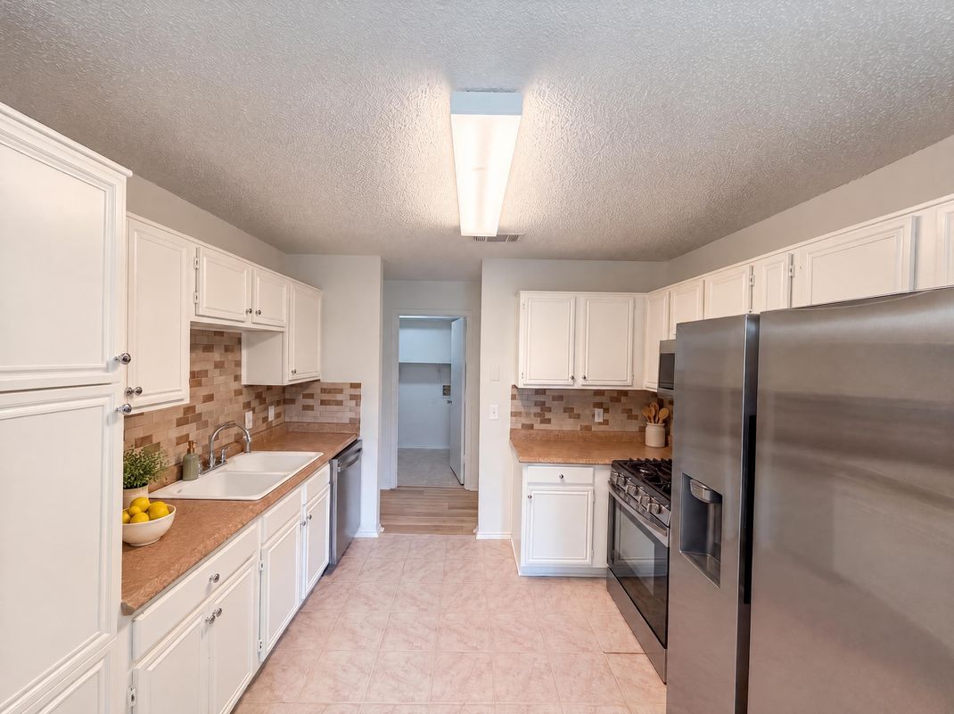 Property photo 2 of 713 Buddy L Dr
