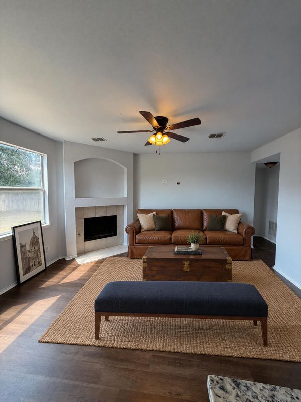 Property photo 3 of 2220 Sumac Dr