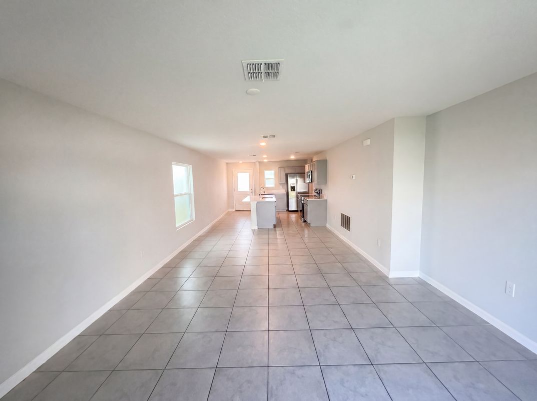 Property photo 3 of 4322 Sunny Creek Pl