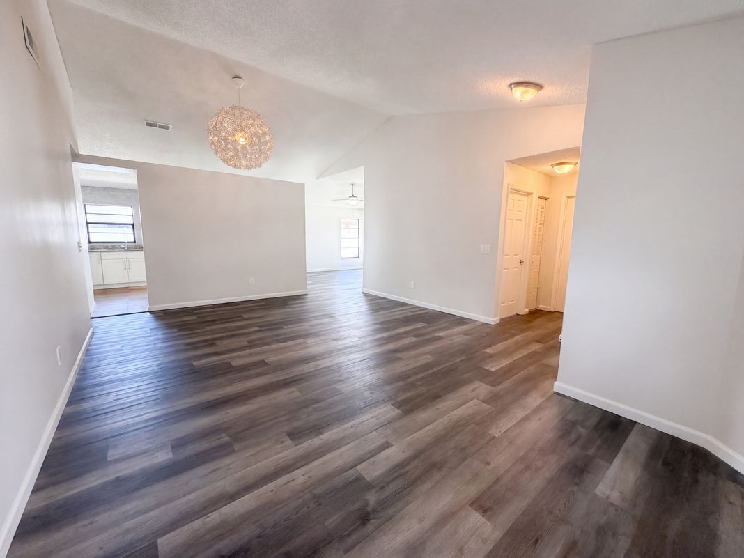 Property photo 3 of 9507 Letterstone Ct
