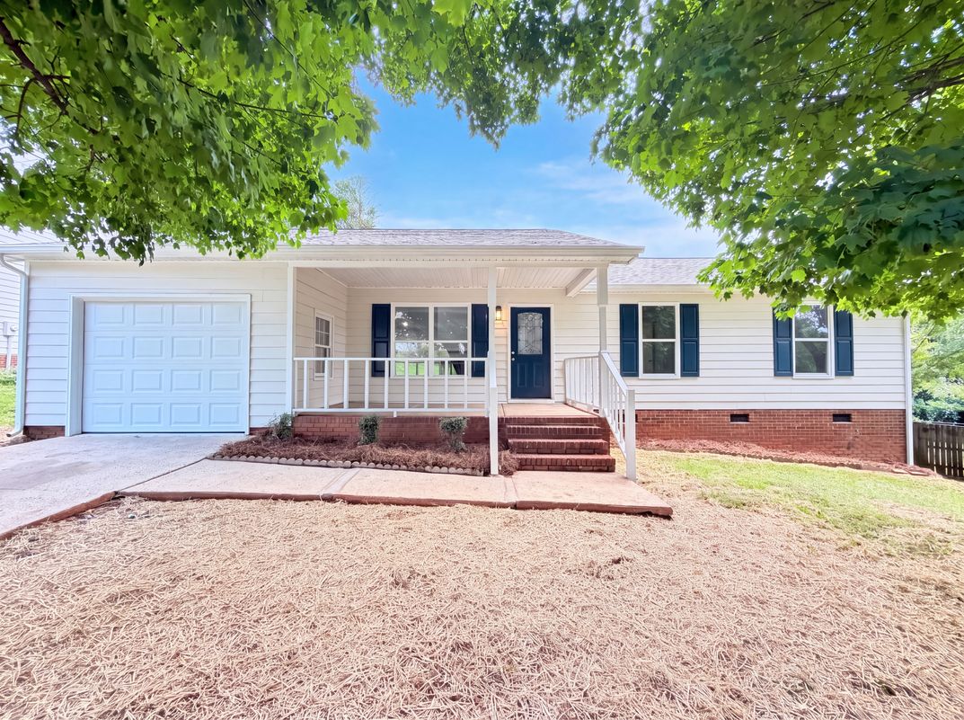 Property photo 1 of 8822 Hunter Green Ln