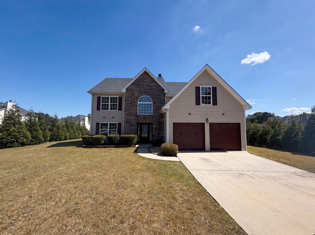 Property photo 1 of 2925 Lake Port Dr