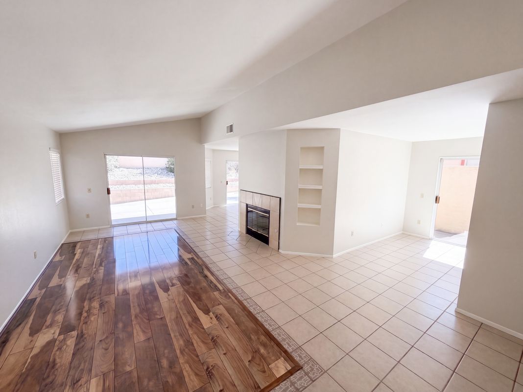 Property photo 3 of 961 Verona Ave