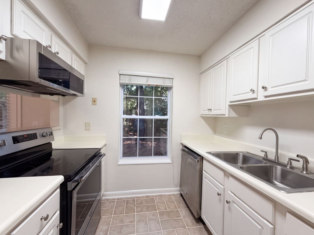 Property photo 2 of 1812 Dr Martin Luther King Blvd