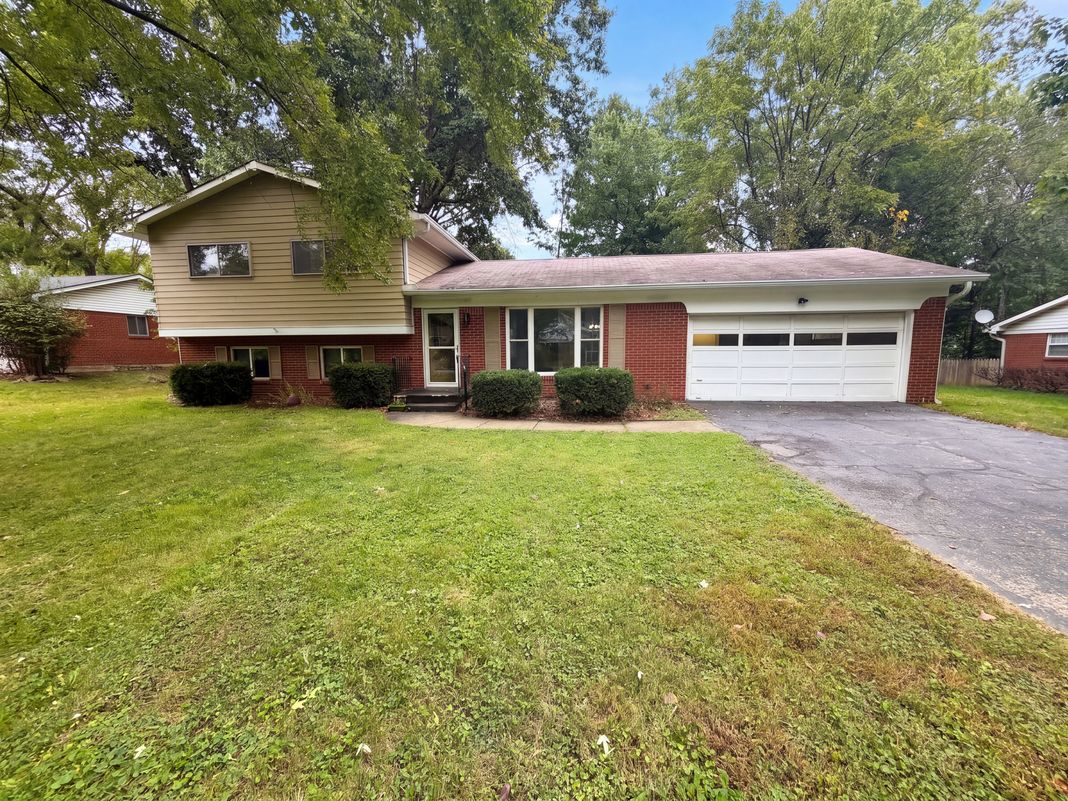 Property photo 1 of 7116 Tina Dr