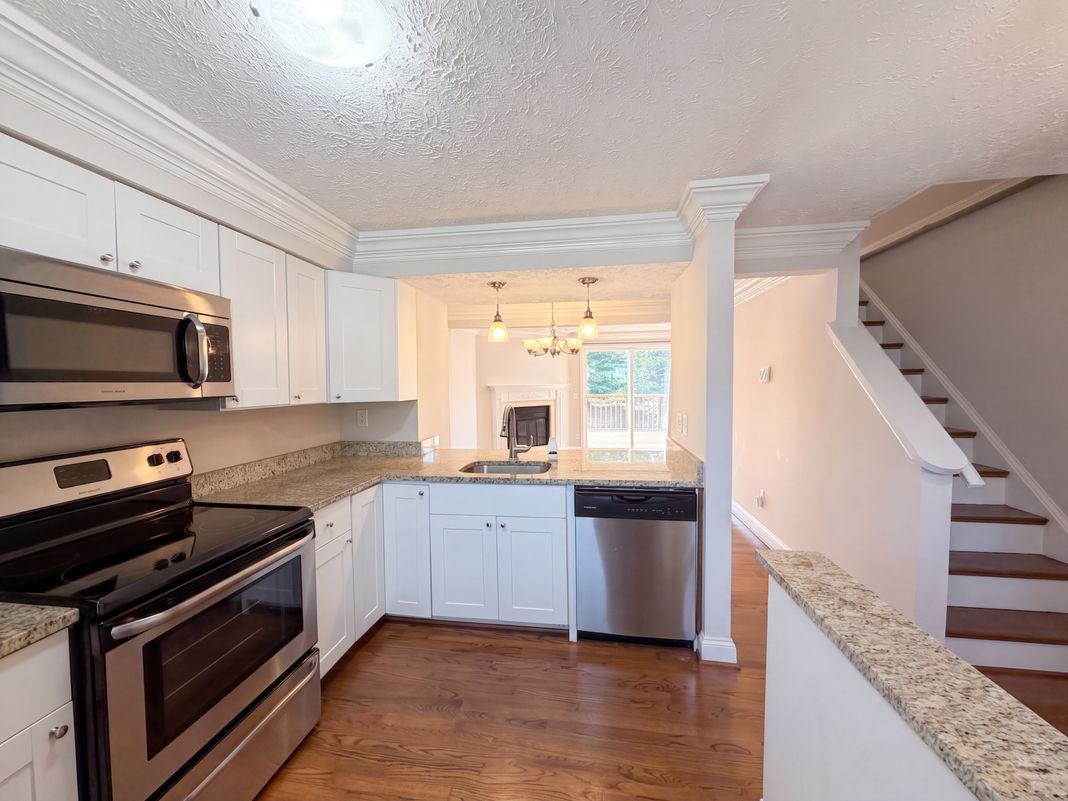 Property photo 2 of 8769 Kanawha Ct