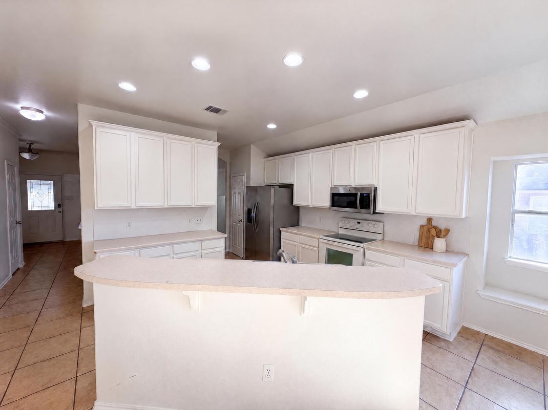 Property photo 2 of 404 Timothy John Dr