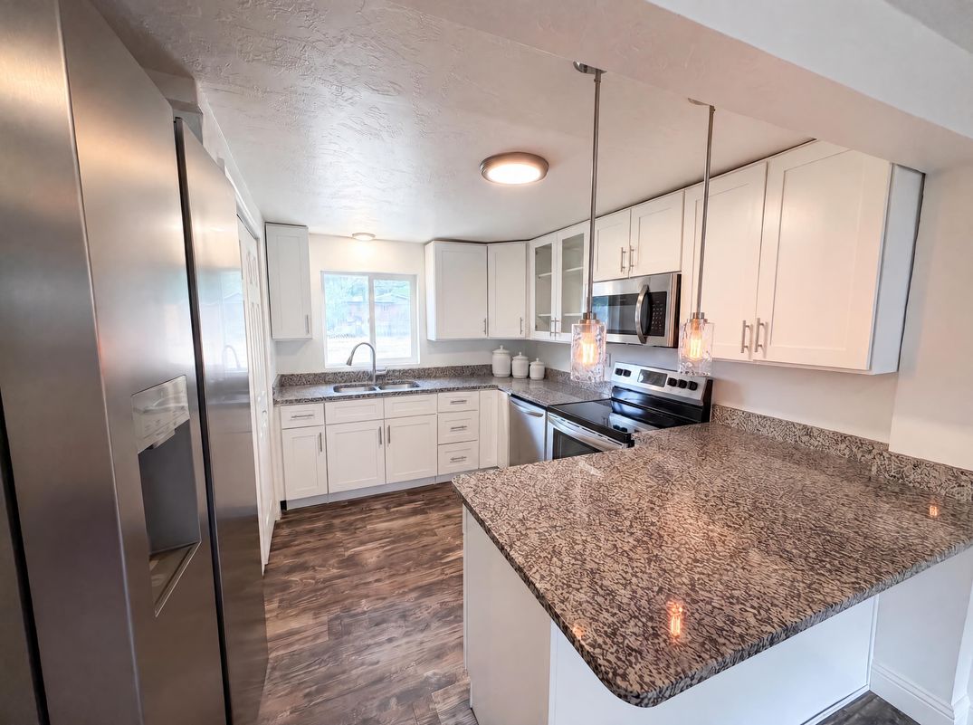 Property photo 2 of 1346 Harrop St