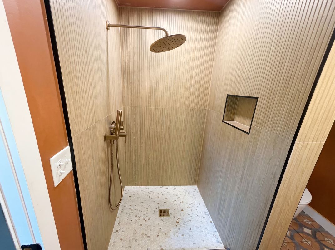 Photo 13 of 28 of 492 Algene St, Lake Orion, MI