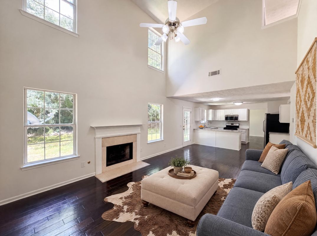 Property photo 3 of 3582 Coveside Ct