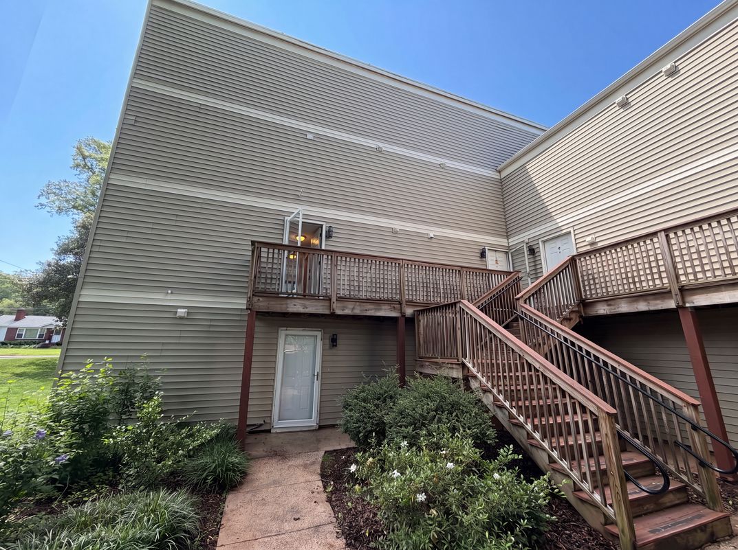 1625 Merry Oaks Rd D Charlotte NC 28205