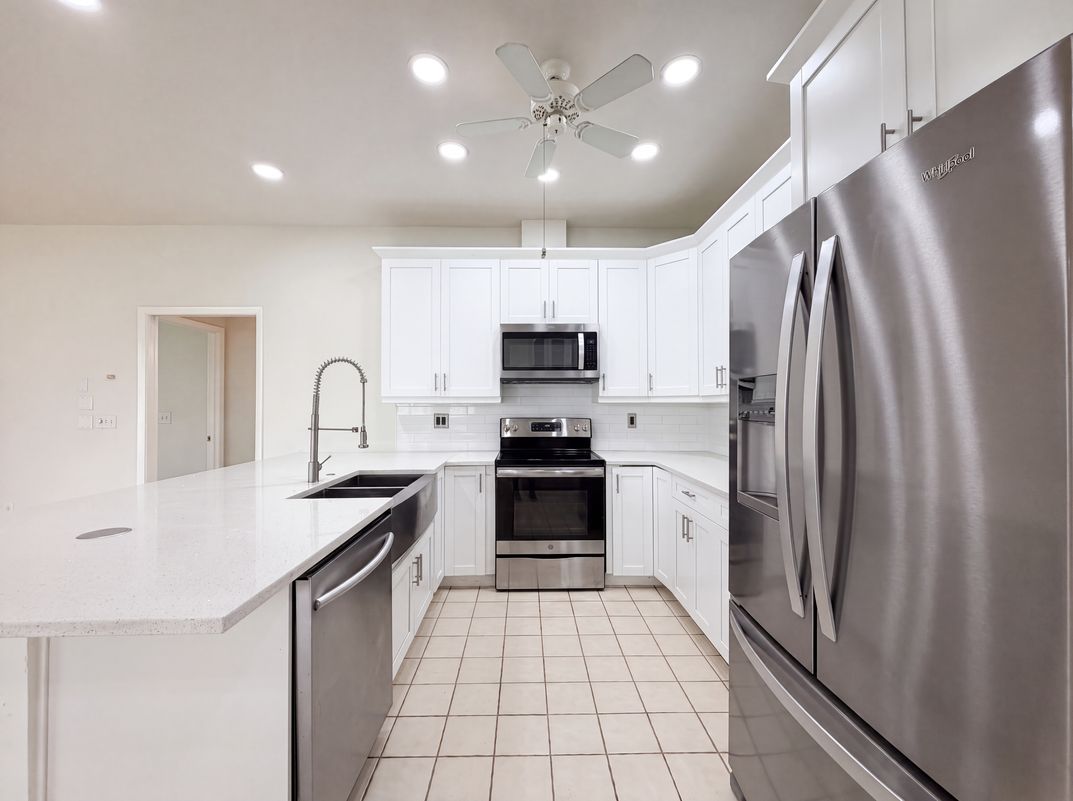 Property photo 2 of 12919 Prestwick Dr