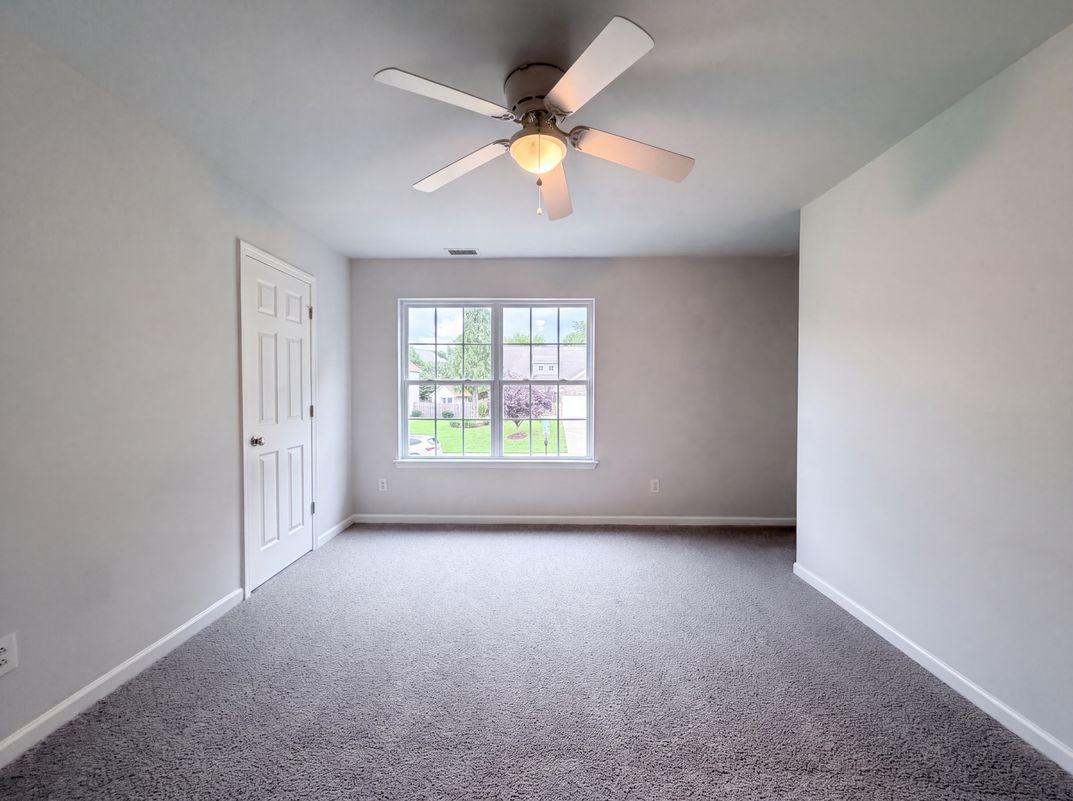 Photo 10 of 18 of 127 Edgington St, Mooresville, NC