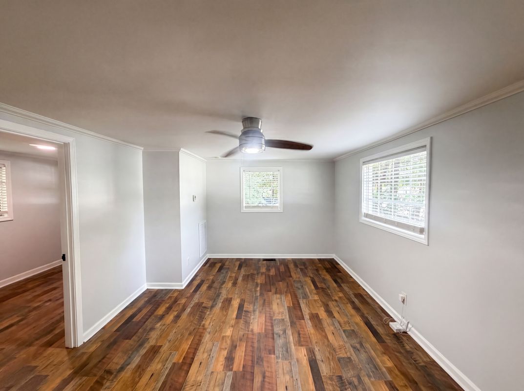 Property photo 3 of 305 Woodbury St