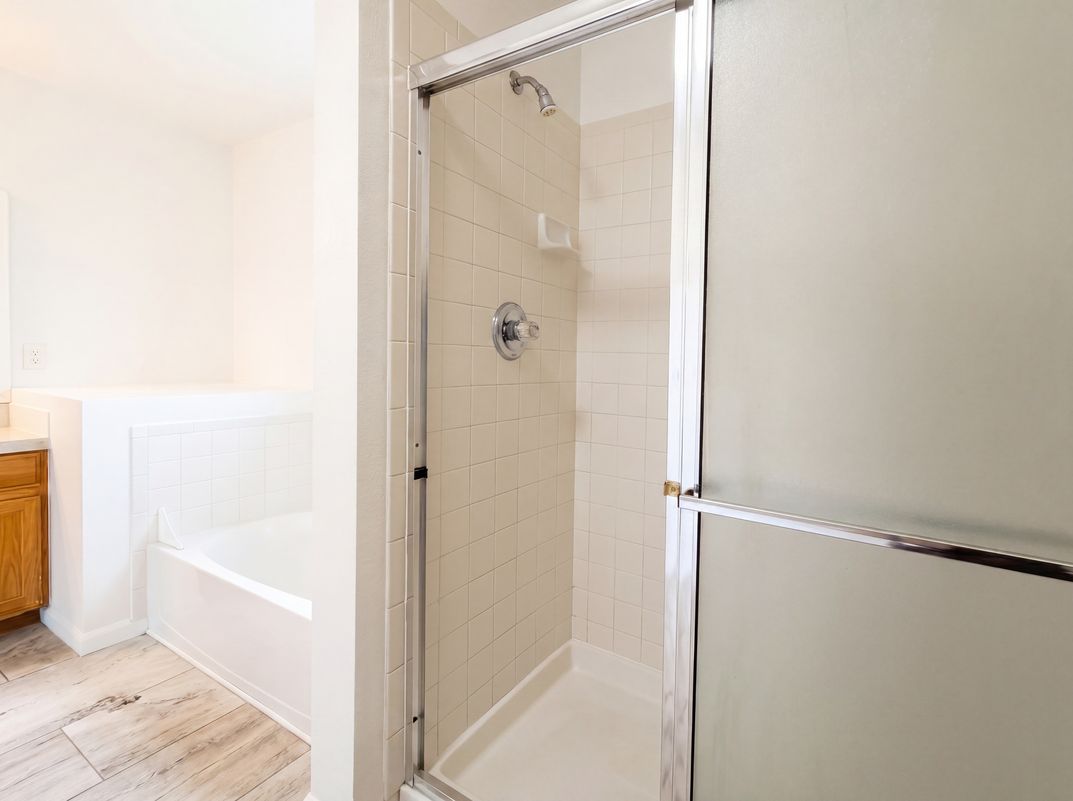 Photo 14 of 50 of 4098 La Junta Dr, Loveland, CO