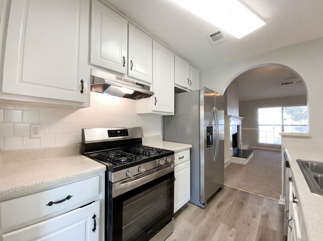 Property photo 2 of 6773 Biscayne Blvd