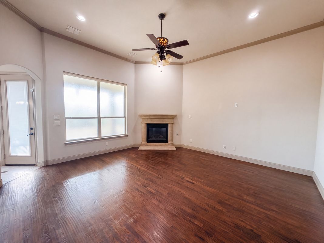 Property photo 3 of 1502 Northwood Dr