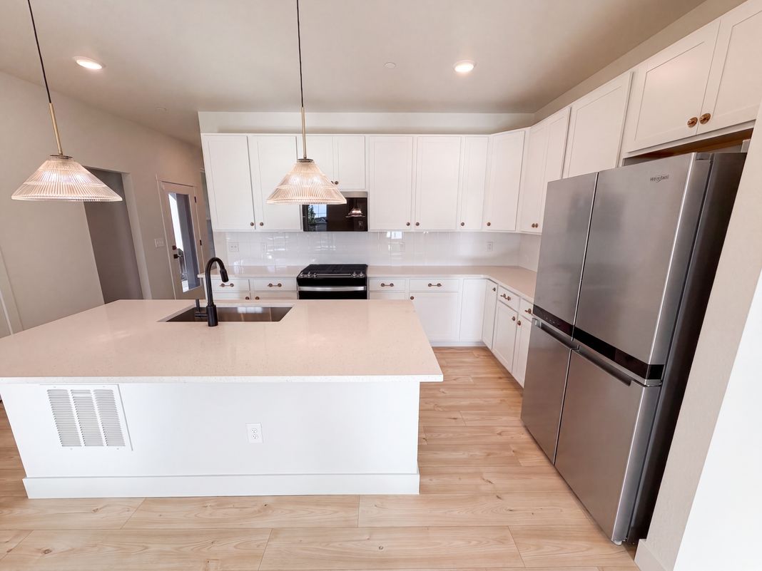 Property photo 2 of 241 Westerly Blvd