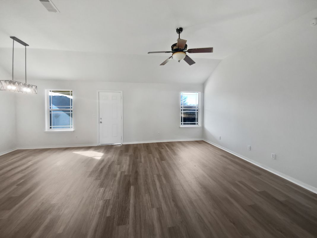 Property photo 3 of 3808 Tatonka Dr