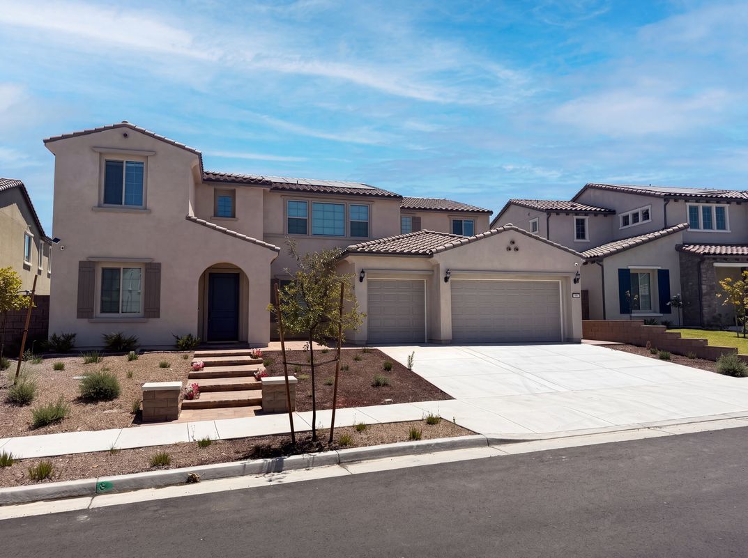 Property photo 1 of 17698 Col Ranch Dr