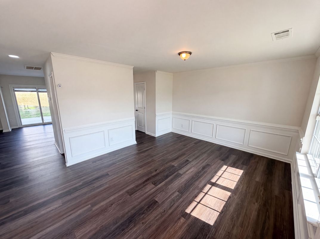 Property photo 3 of 9833 Wardley Dr