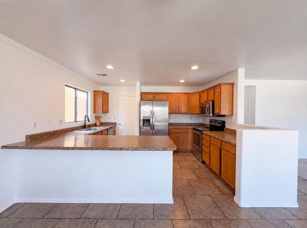 Property photo 2 of 42785 W Camino De Janos