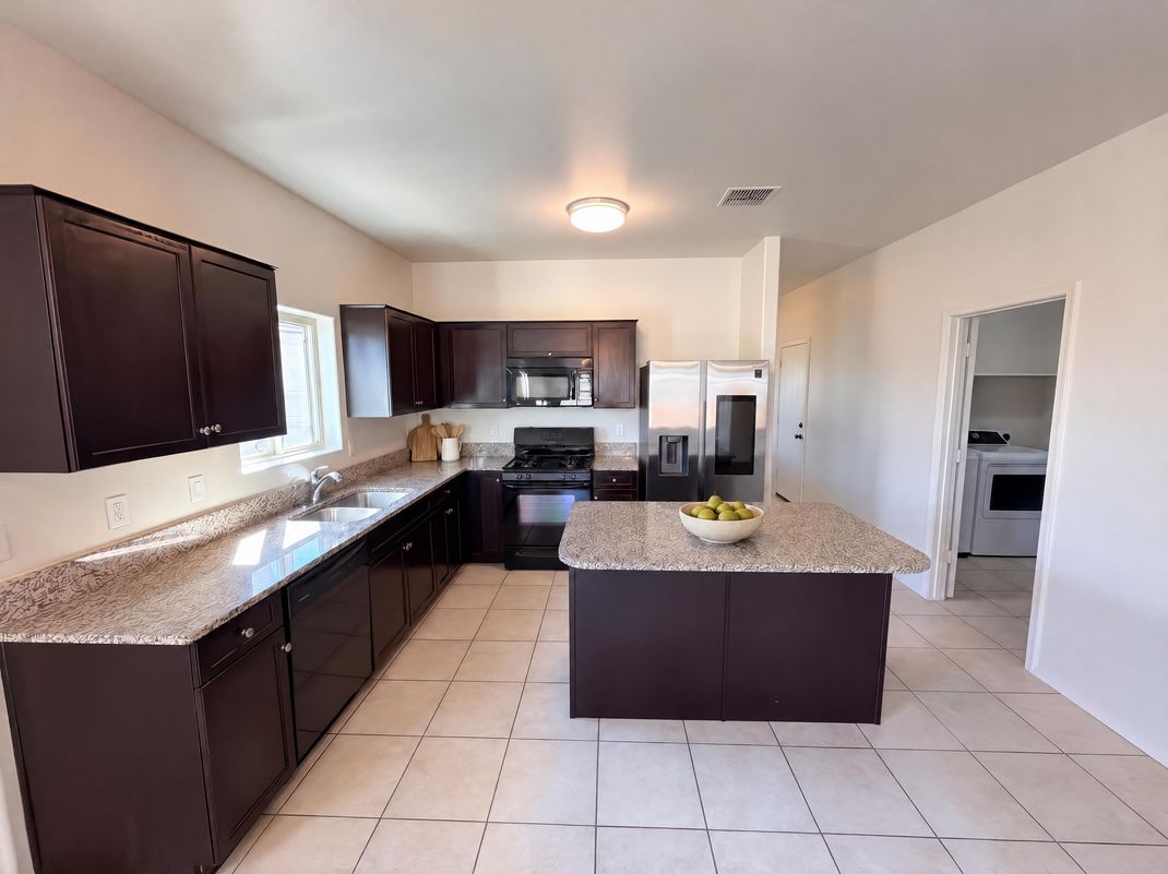 Property photo 2 of 3805 N 298th Ave