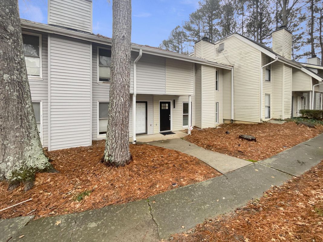 Property photo 1 of 4409 Idlewood Ln