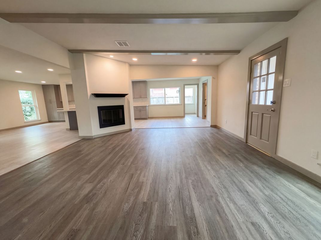 Property photo 3 of 10726 Sugar Hill Dr