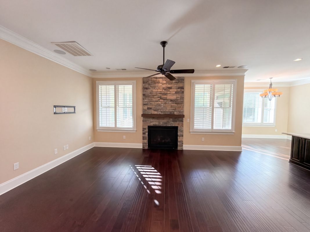 Property photo 3 of 14629 Glen Valley Ct