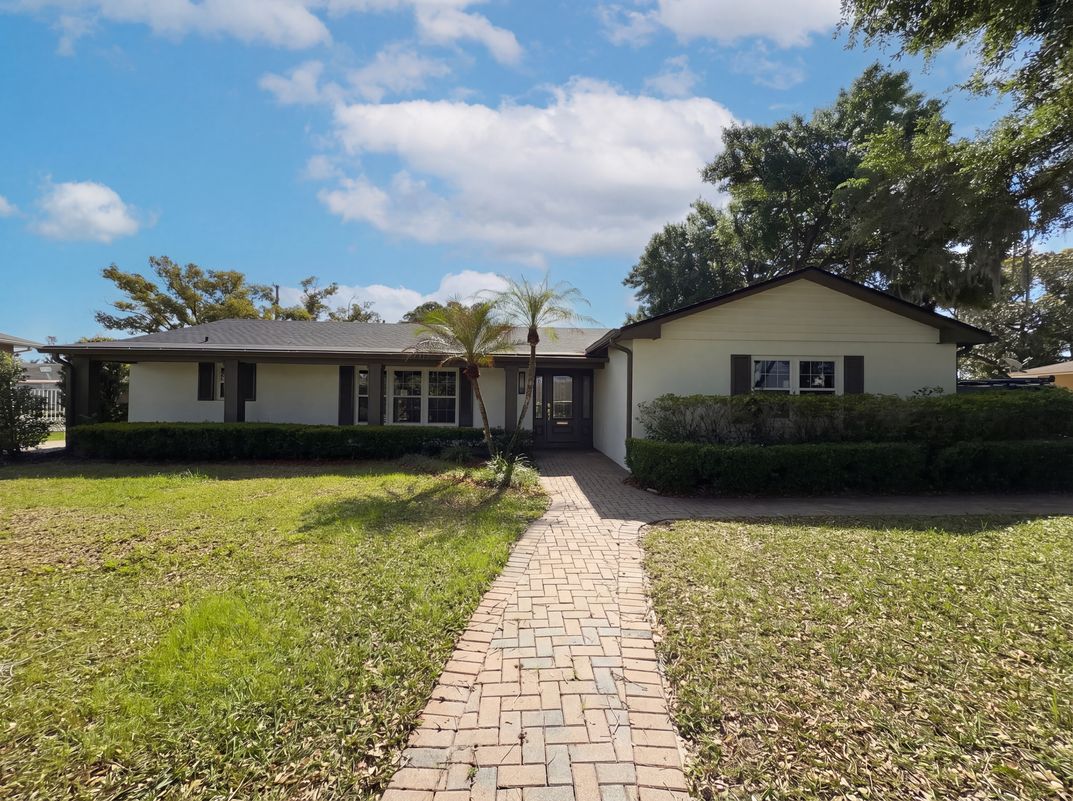 Property photo 1 of 51 Oakleigh Ln