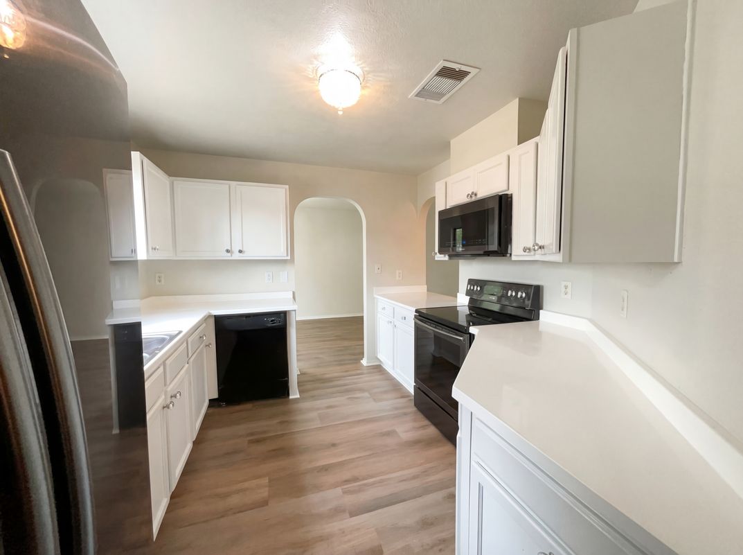 Property photo 2 of 8807 Mesa Vis