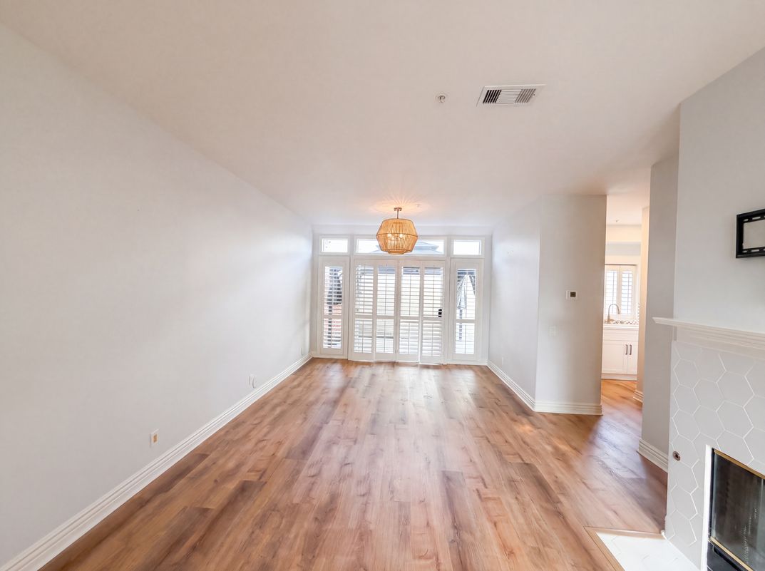 Property photo 3 of 18743 Chapel Ln