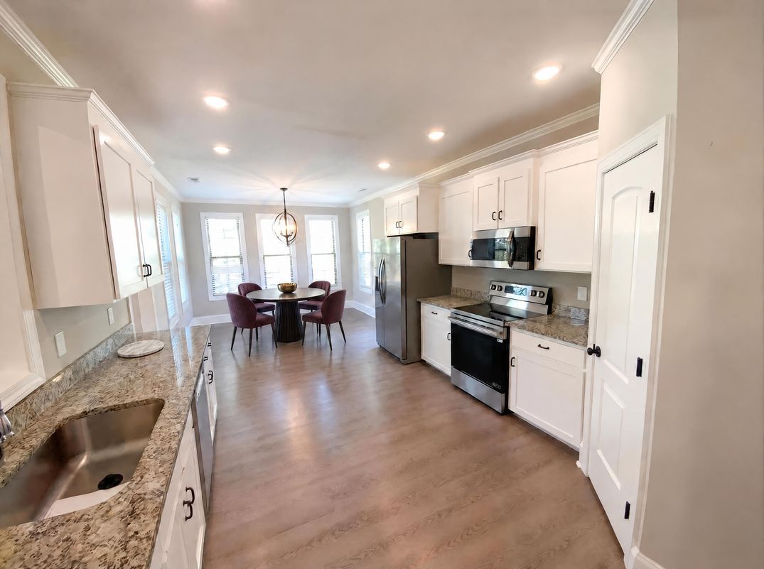 Property photo 2 of 429 Old Speedway Dr NW