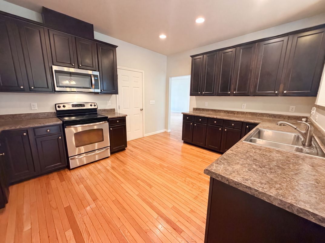 Property photo 2 of 5237 Emerald Spring Dr
