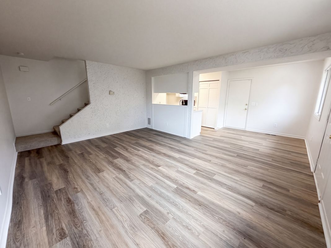 Property photo 3 of 6403 83rd Ct N