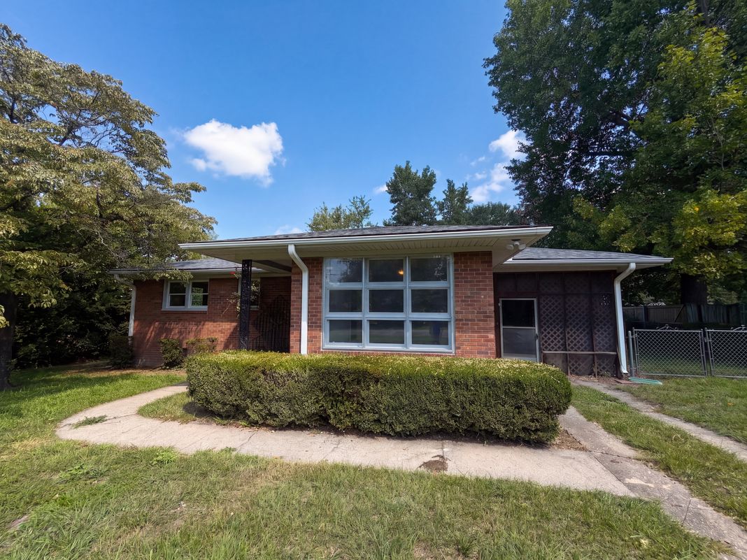 Property photo 1 of 5206 N Sumac Cir