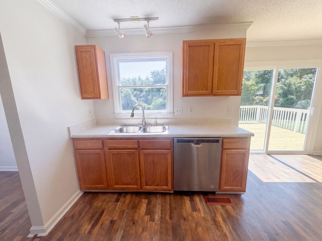 Property photo 2 of 3807 Fig Leaf Ct