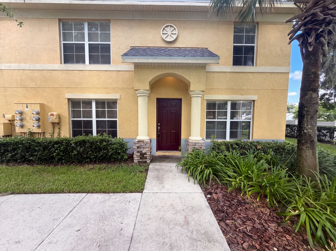 Property photo 1 of 37557 Daliha Ter