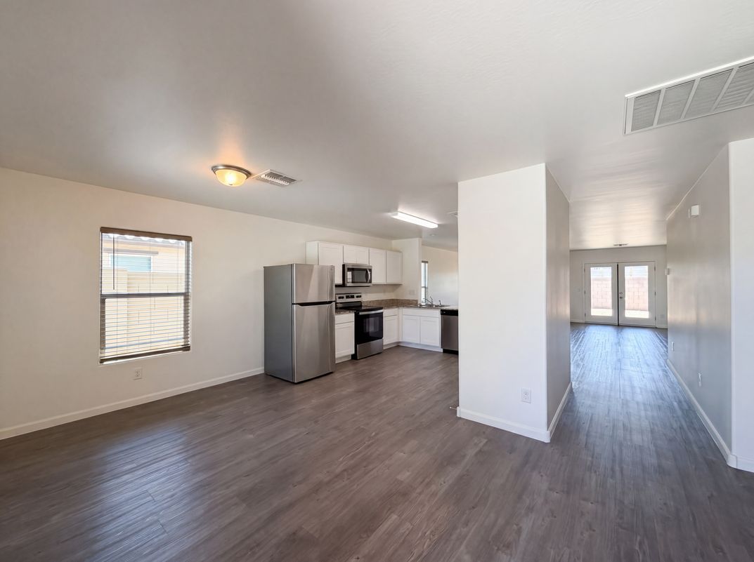 Photo 7 of 23 of 781 S Silvercreek Ln, Casa Grande, AZ