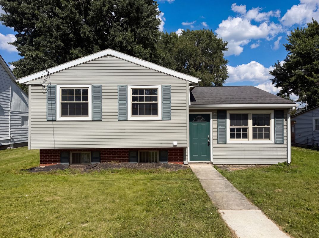 Property photo 1 of 288 Chicago Ave