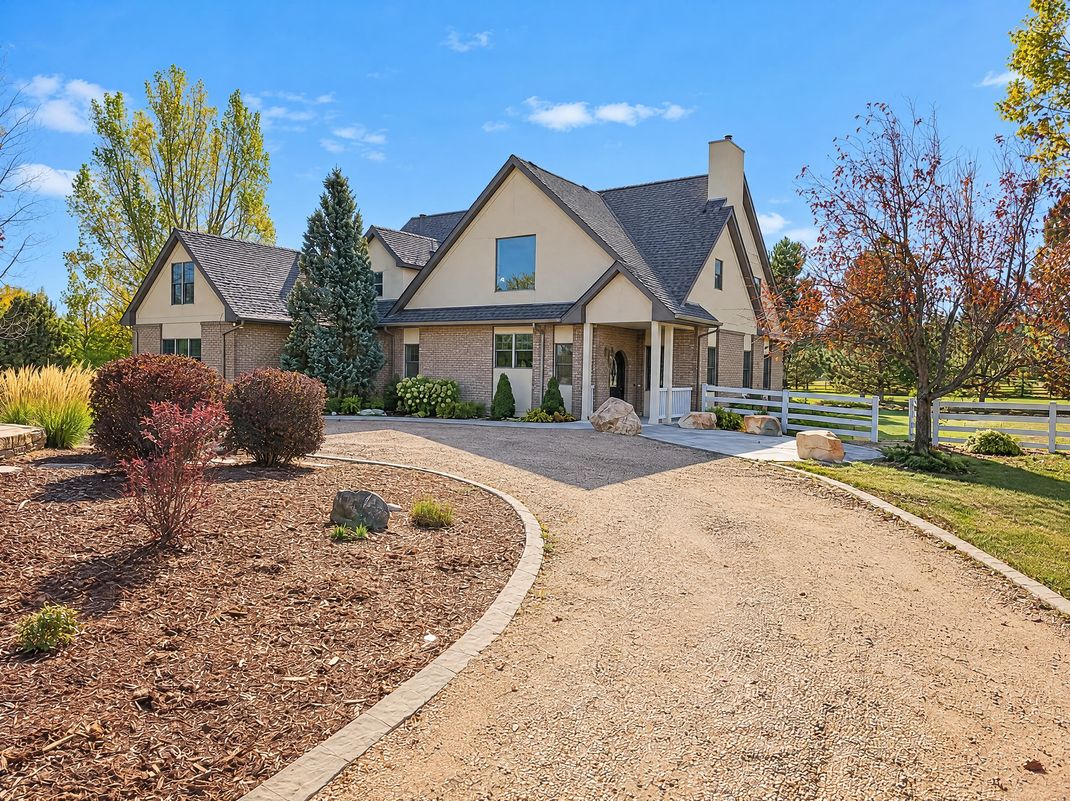 Property photo 1 of 3165 Stargazer Ct