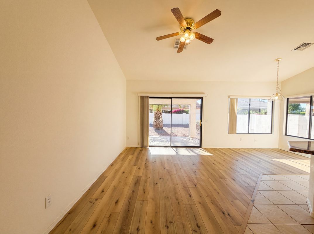 Property photo 3 of 25210 S Wyoming Ave
